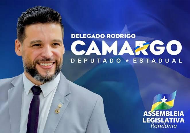 Deputado Delegado Rodrigo Camargo contrata primo distante com salário de mais de R$ 20 mil